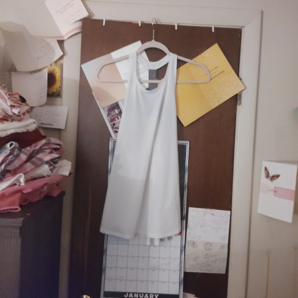 ATHLETA Incline Athletic Tank - Size Medium - Picture 2 of 7